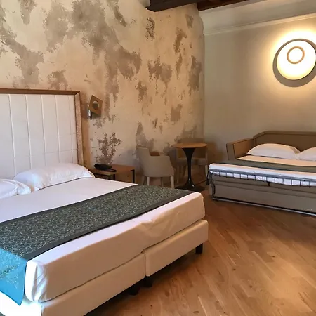 Cà Uberti Home Boutique-2